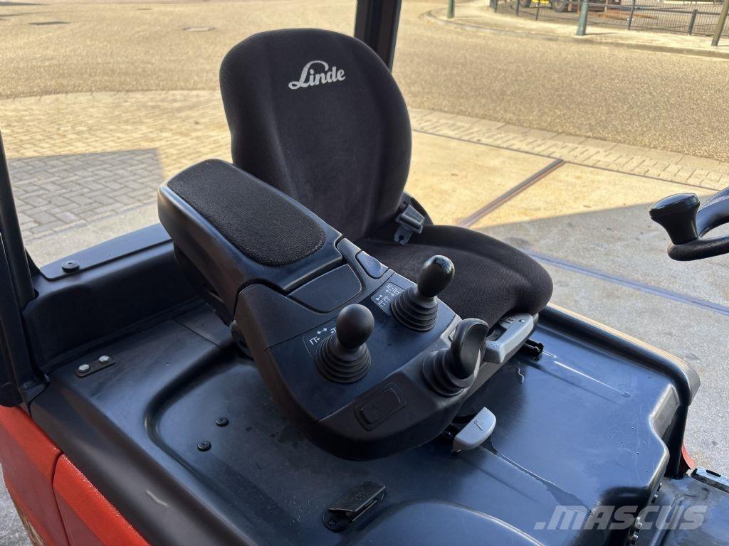 Linde E18L-02 Elektriniai šakiniai krautuvai
