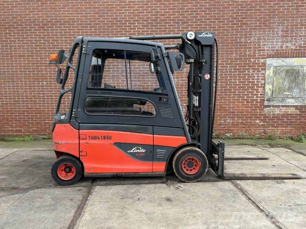 Linde E25L-01 Elektriniai šakiniai krautuvai