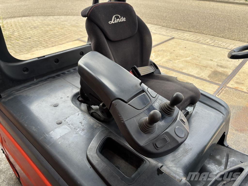 Linde E25L-01 Elektriniai šakiniai krautuvai