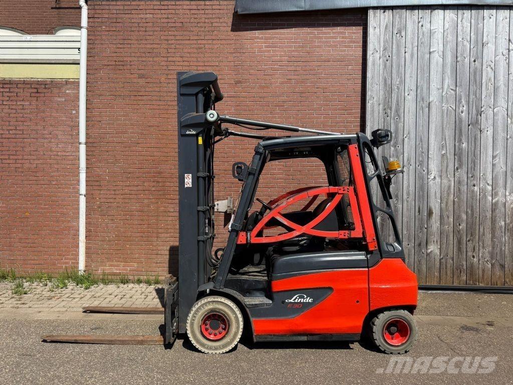 Linde E30-01 Elektriniai šakiniai krautuvai