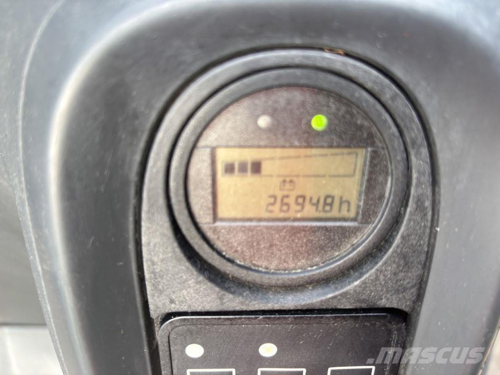 Linde T16L Mažų aukščių keltuvai