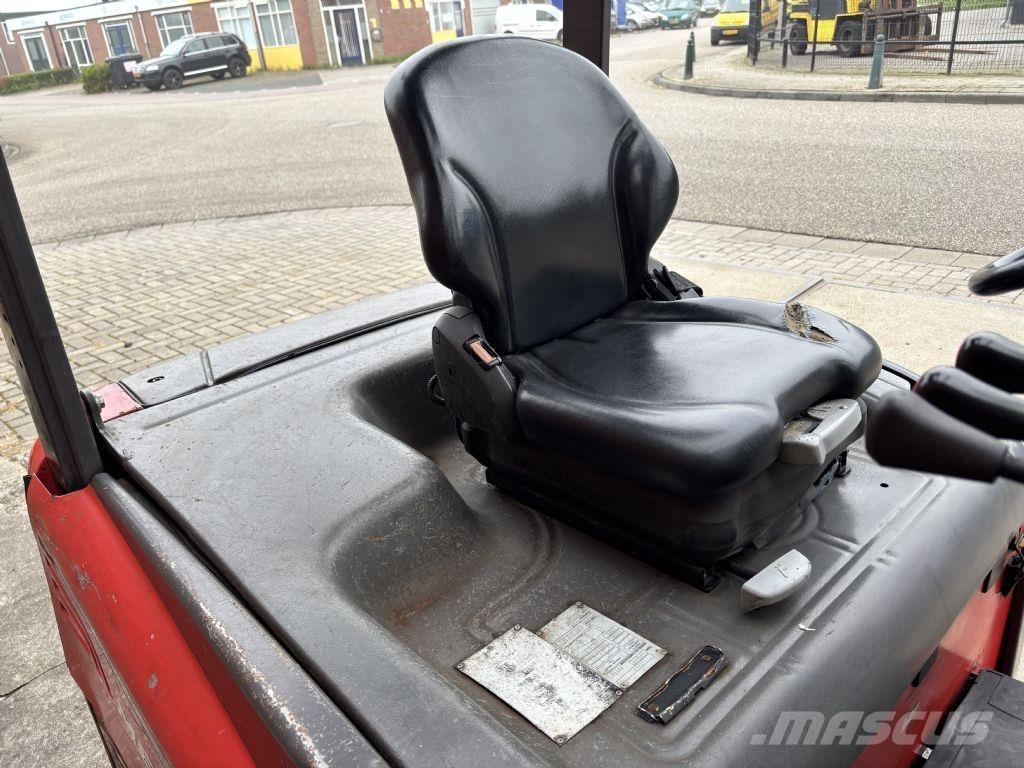 Manitou ME 425C Elektriniai šakiniai krautuvai