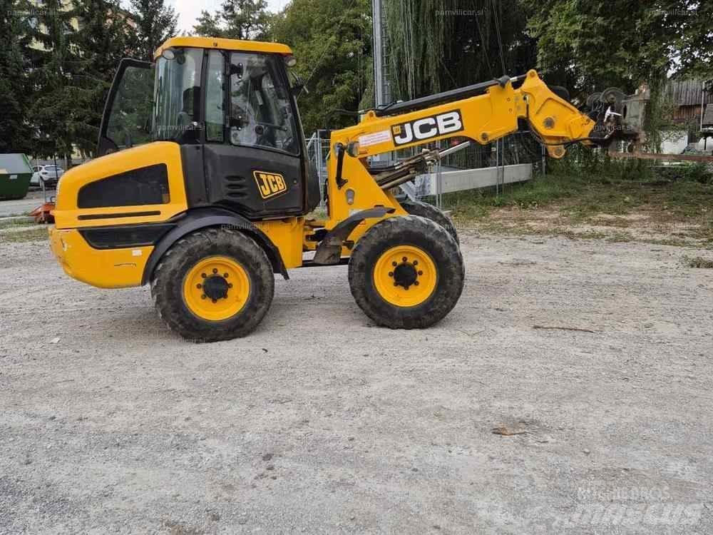 JCB TM220 T4 C Šakiniai krautuvai - Kita