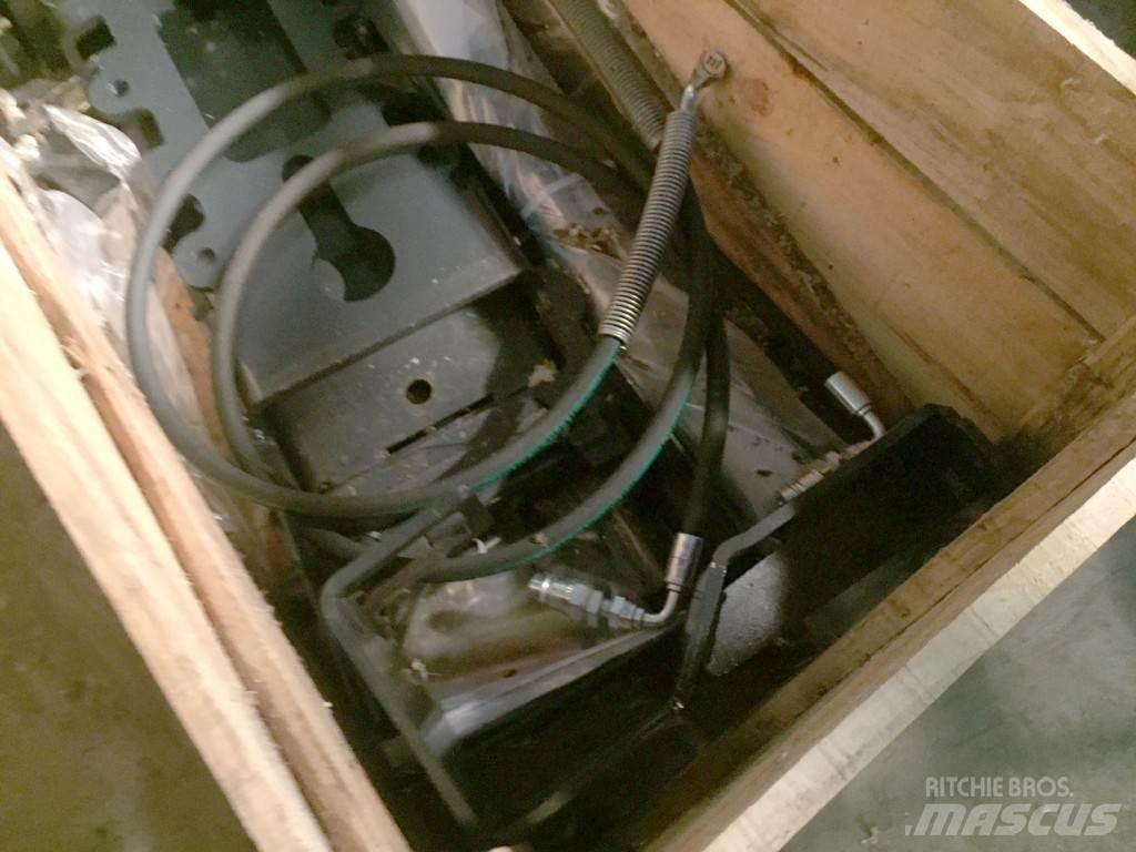 Deutz 720 Profi Kiti naudoti traktorių priedai