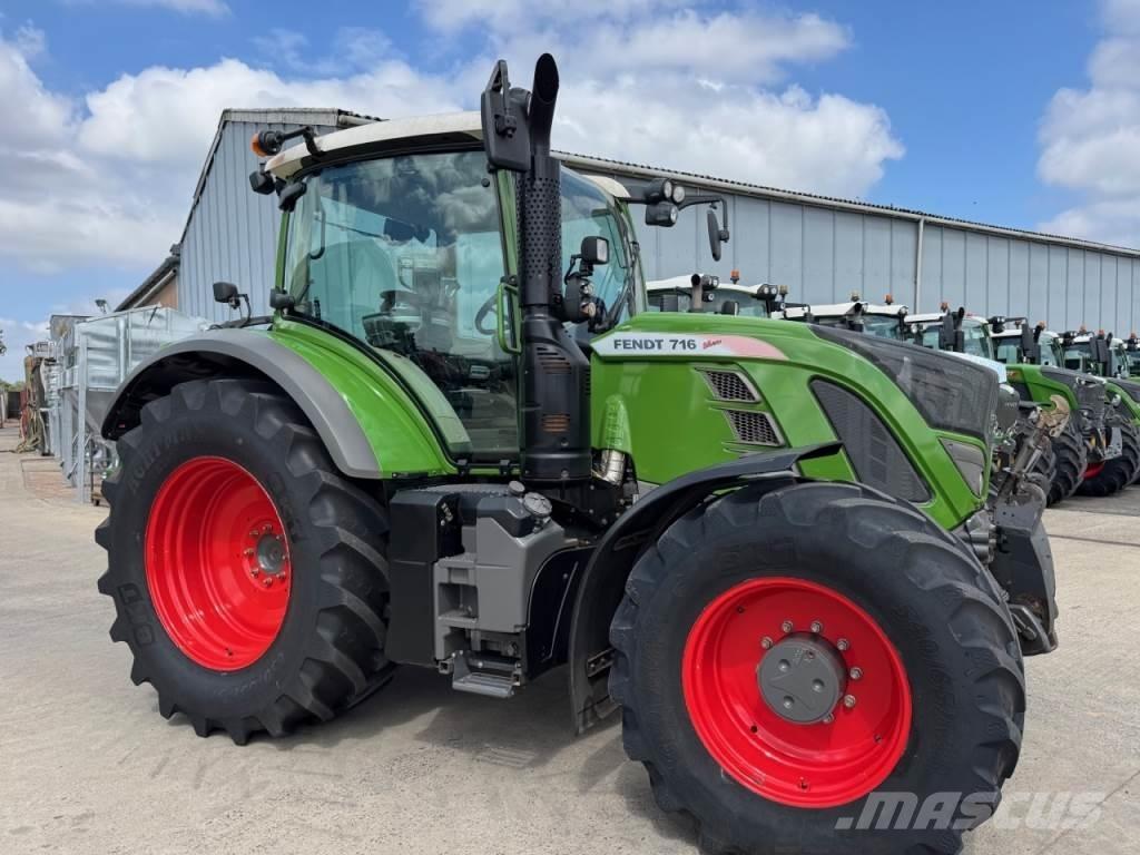 Fendt 716 Power Traktoriai