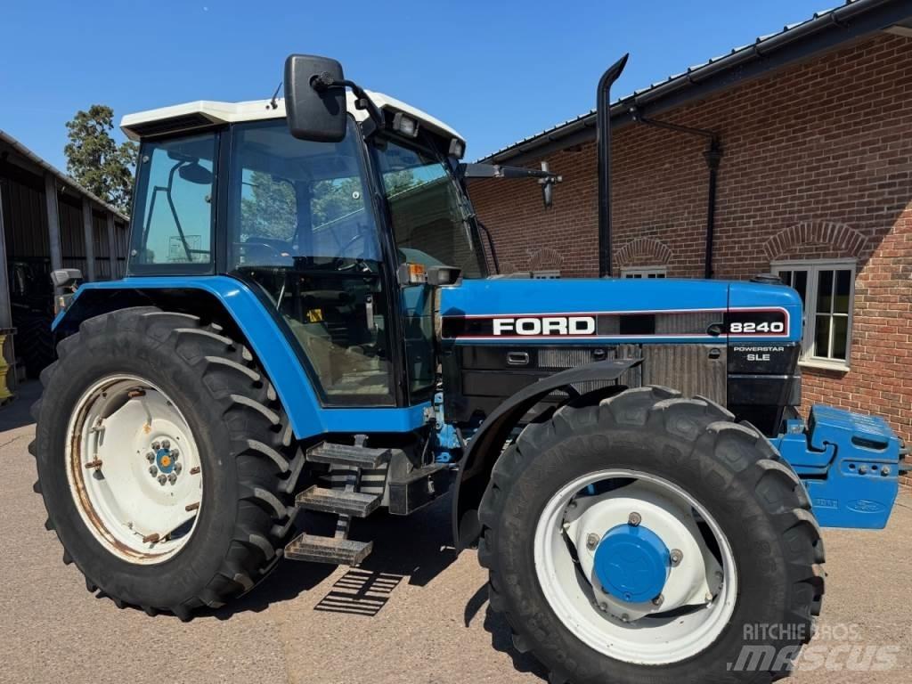 Ford 8240 SLE Traktoriai