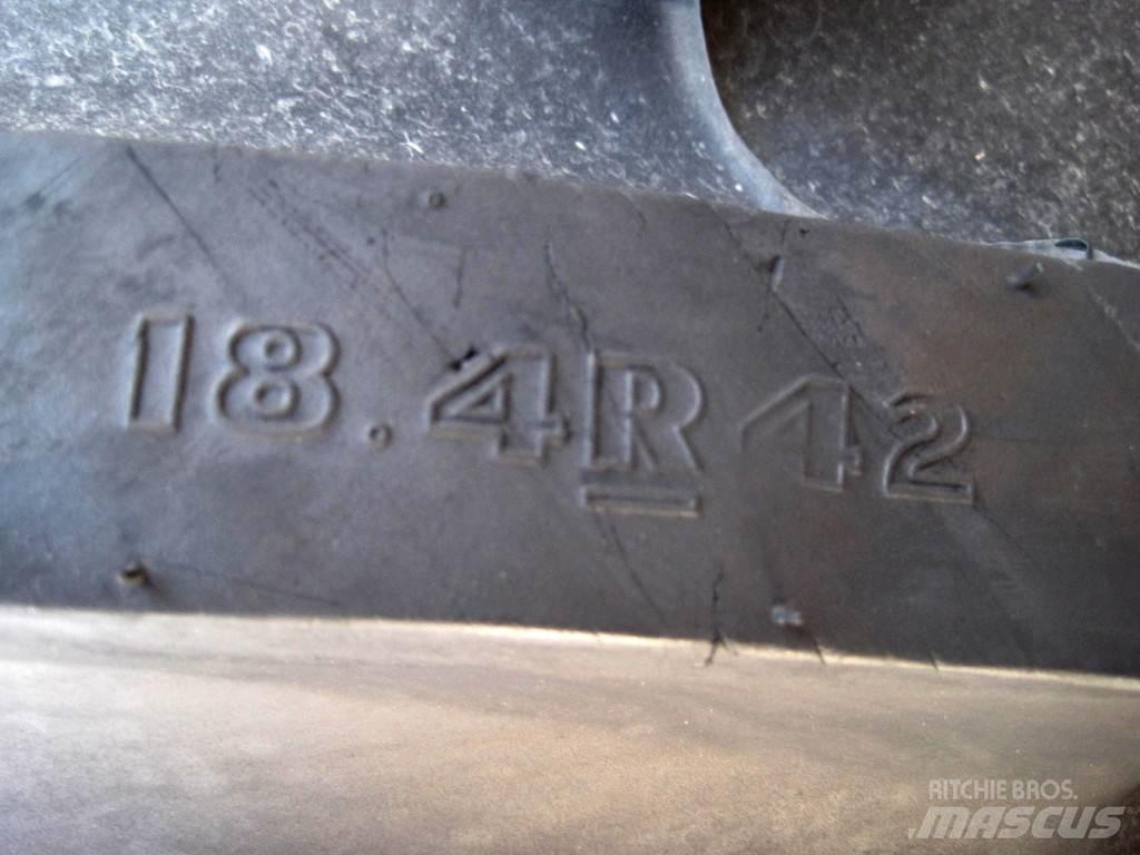 Goodyear  Kiti naudoti traktorių priedai