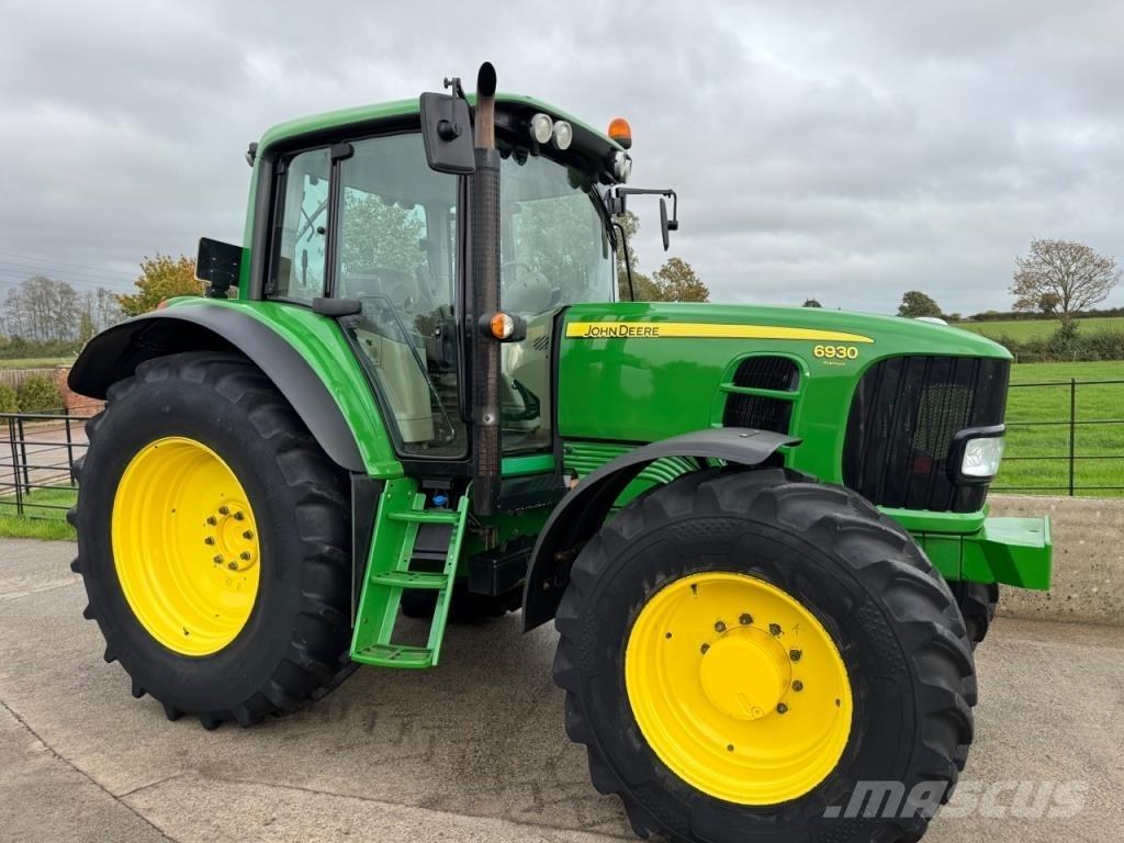 John Deere 6930 Traktoriai