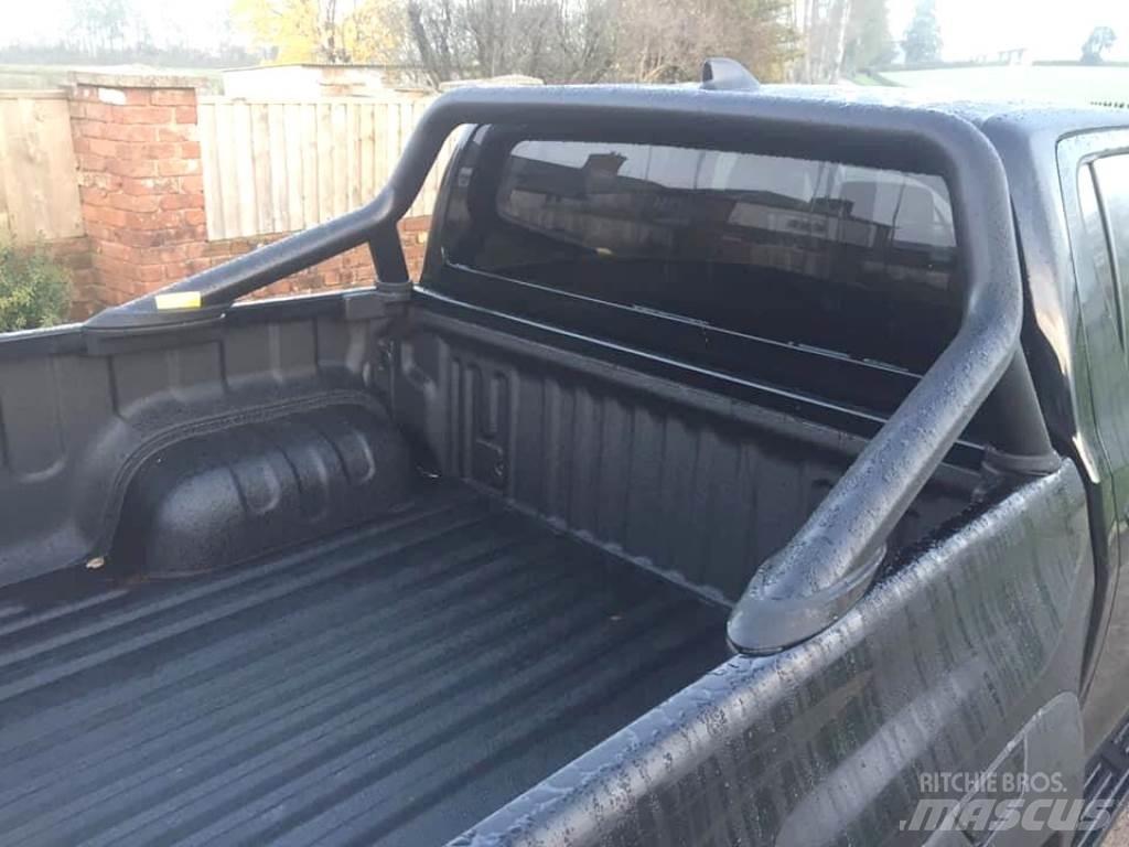 Toyota 718 Kiti naudoti traktorių priedai