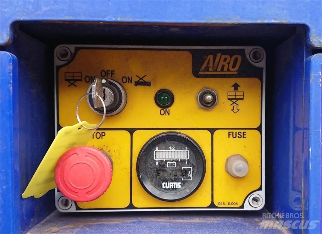 Airo X12 EW Žirkliniai keltuvai