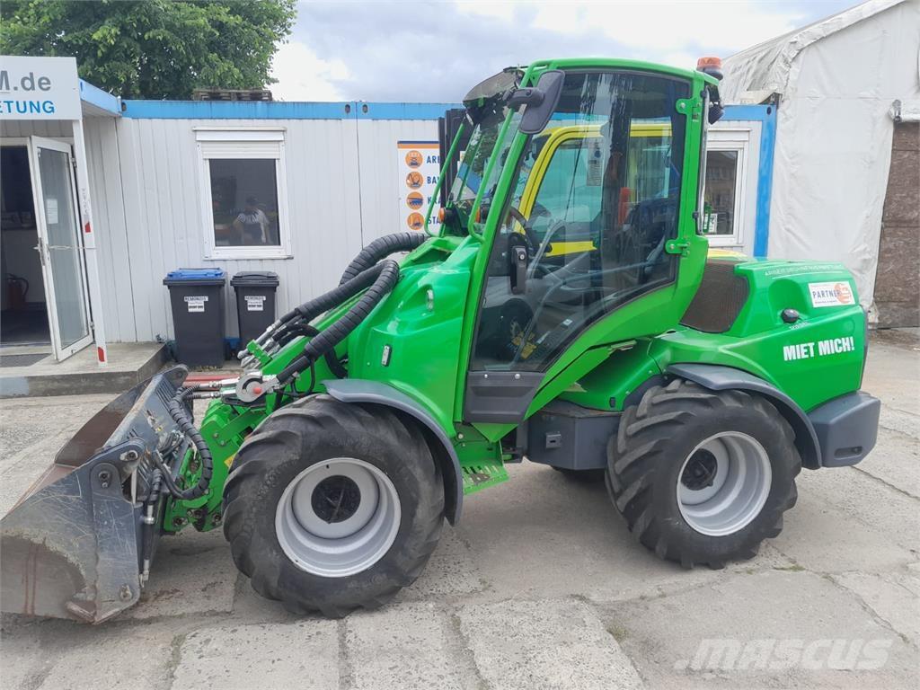 Avant 860i Statyba - Kita