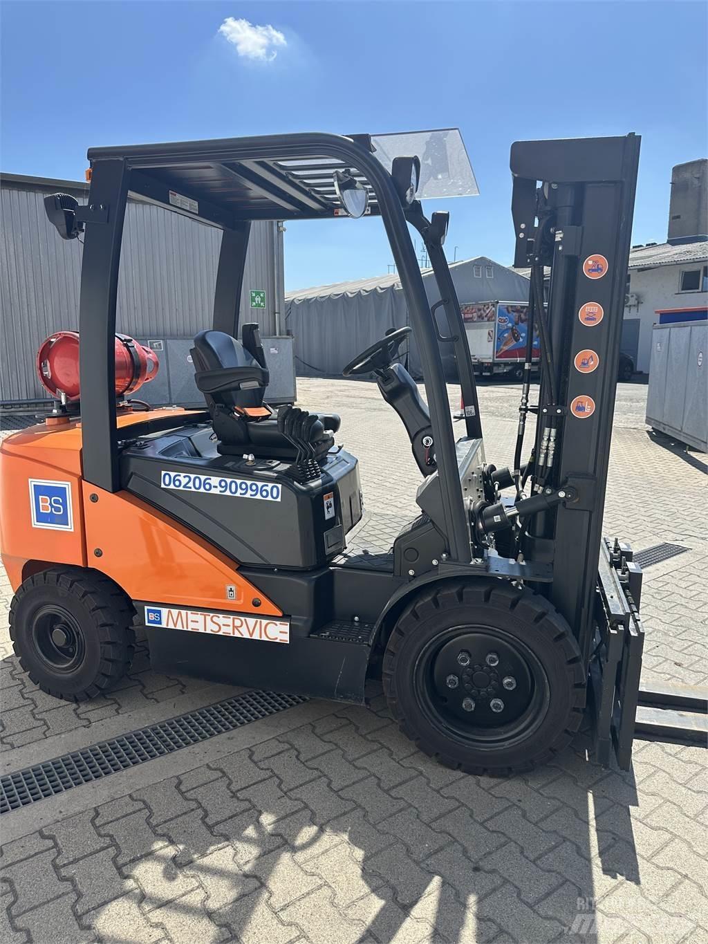 Doosan G30P-7 Statyba - Kita