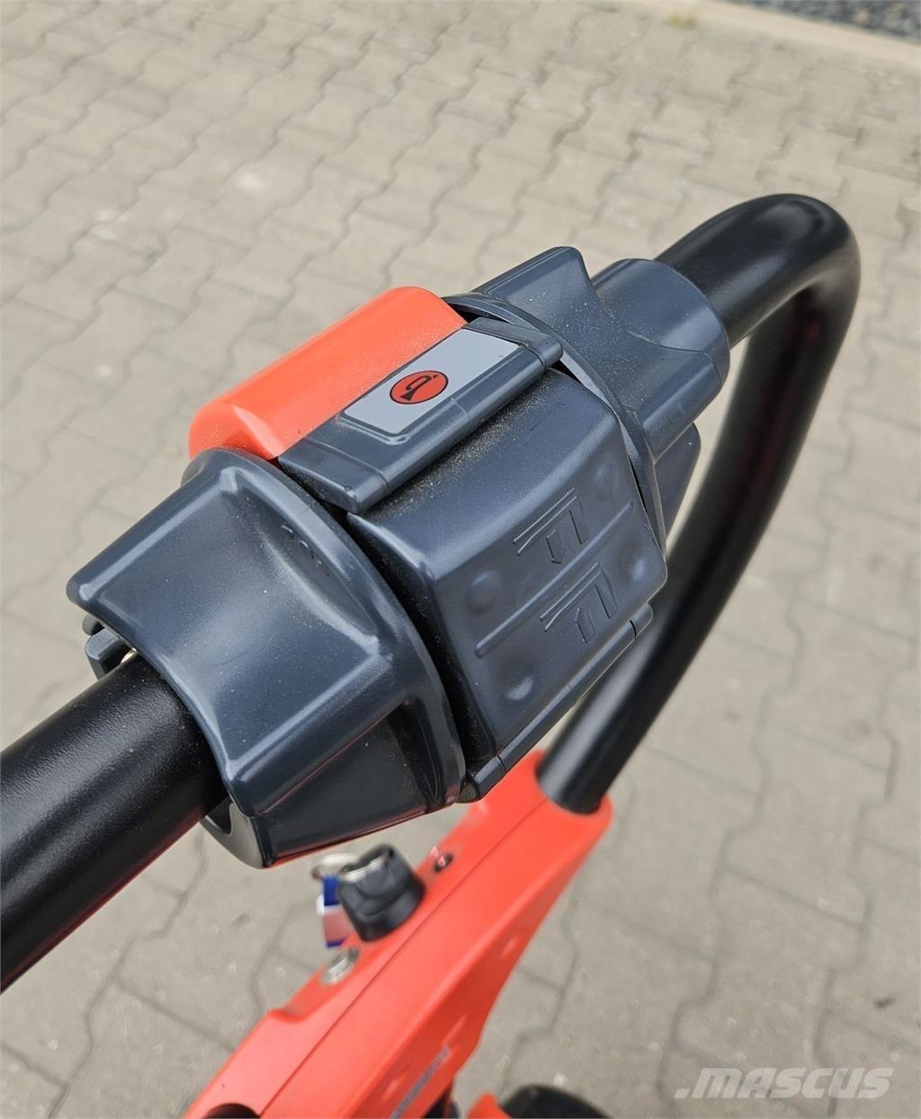 EP Equipment F4 Statyba - Kita