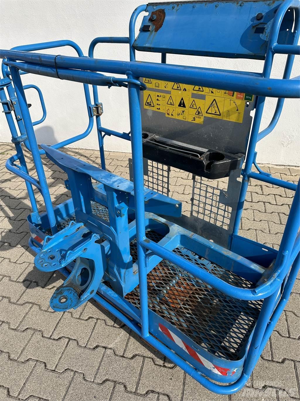 Genie S85 XC Statyba - Kita