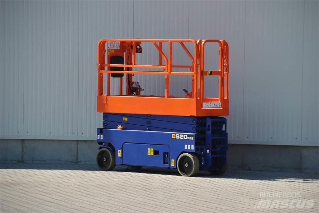 JCB S2032E Žirkliniai keltuvai