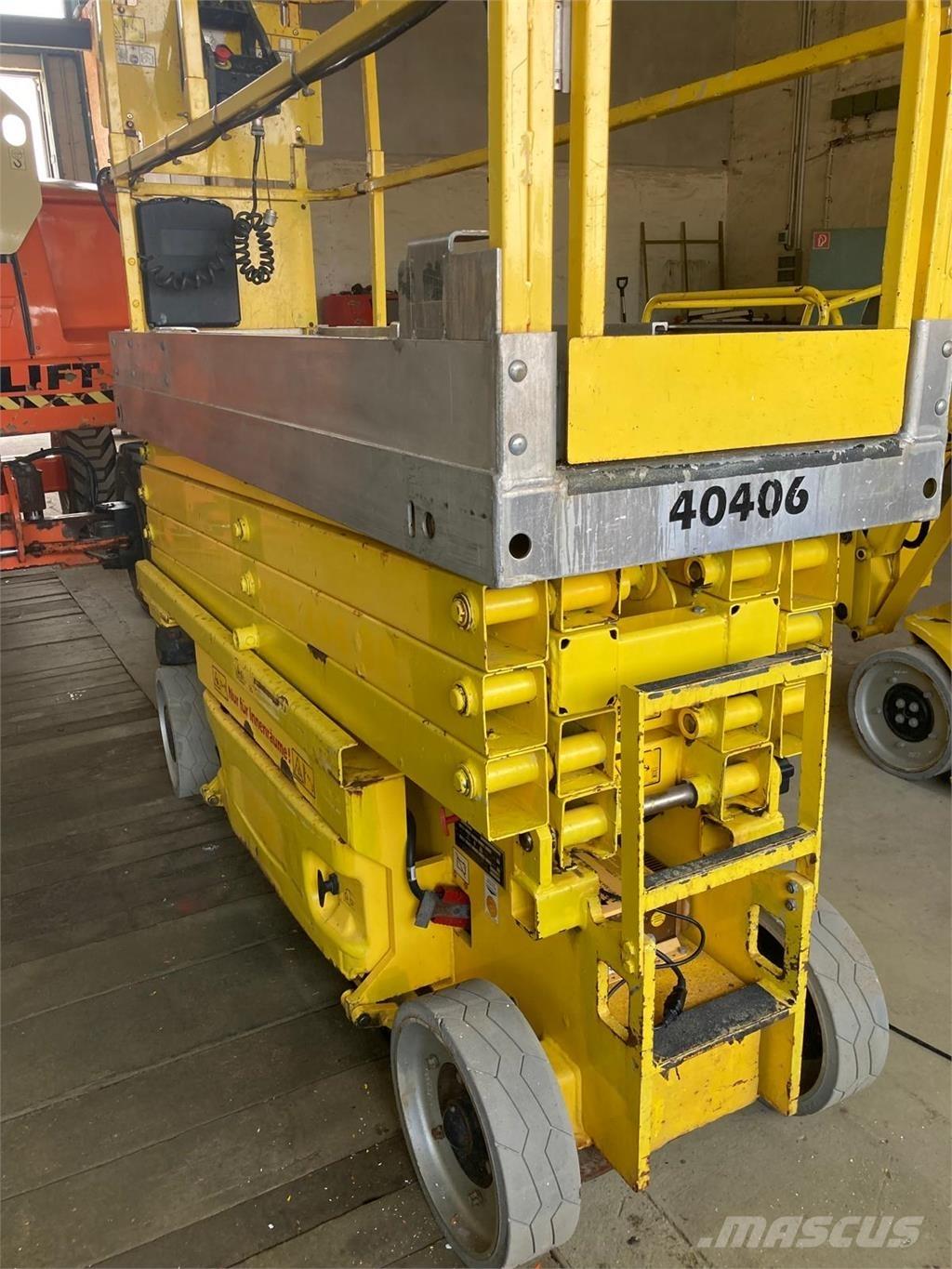 JLG 2630 ES Žirkliniai keltuvai