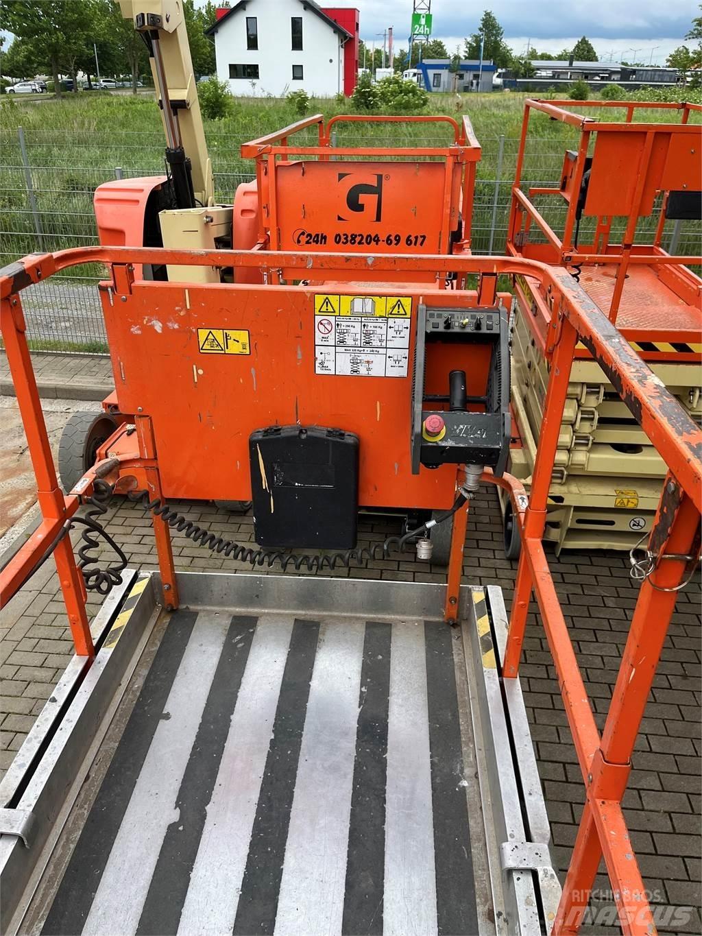 JLG 3246 ES Žirkliniai keltuvai