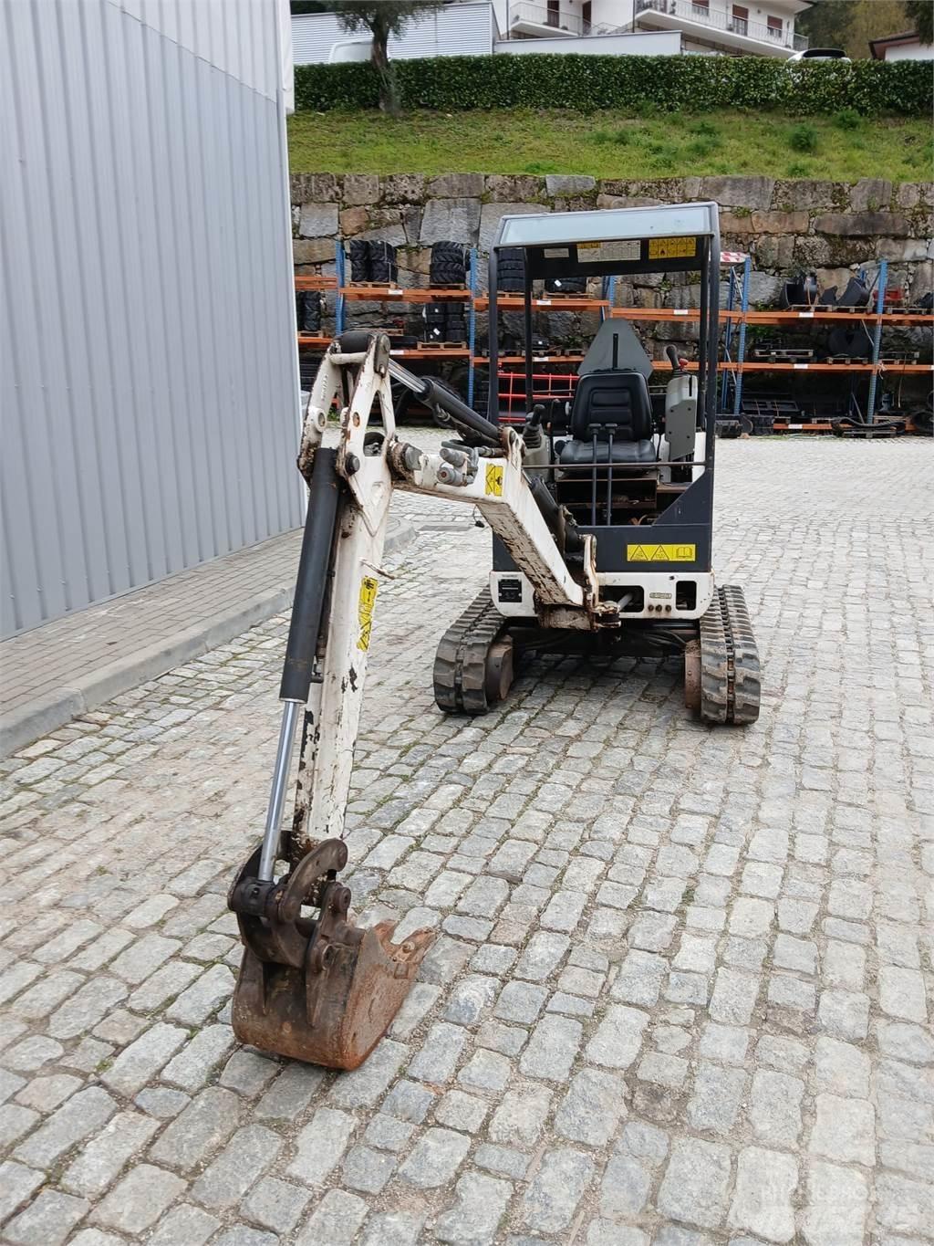 Bobcat 323 Mini ekskavatoriai < 7 t