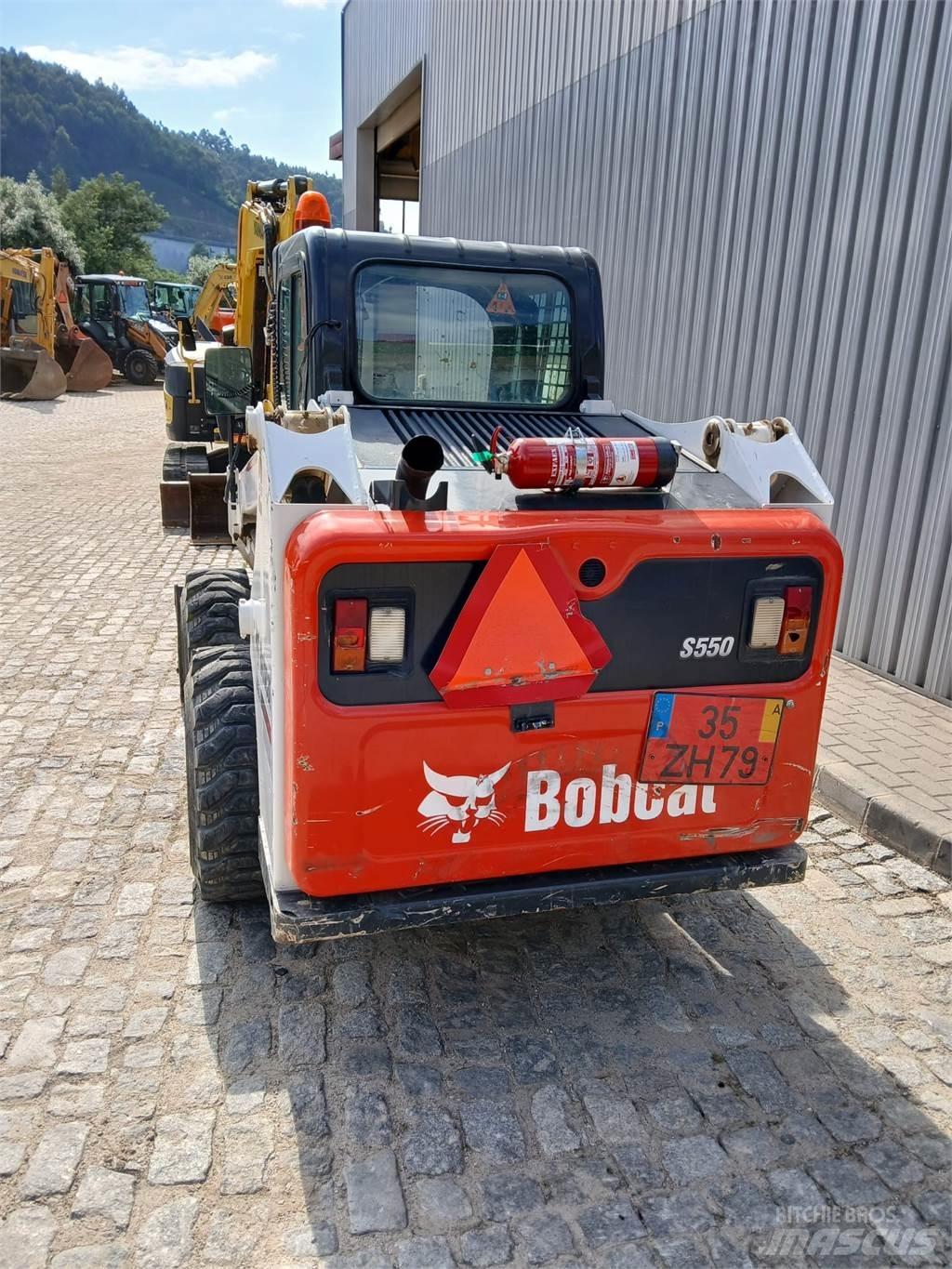 Bobcat S550 Naudoti ratiniai krautuvai