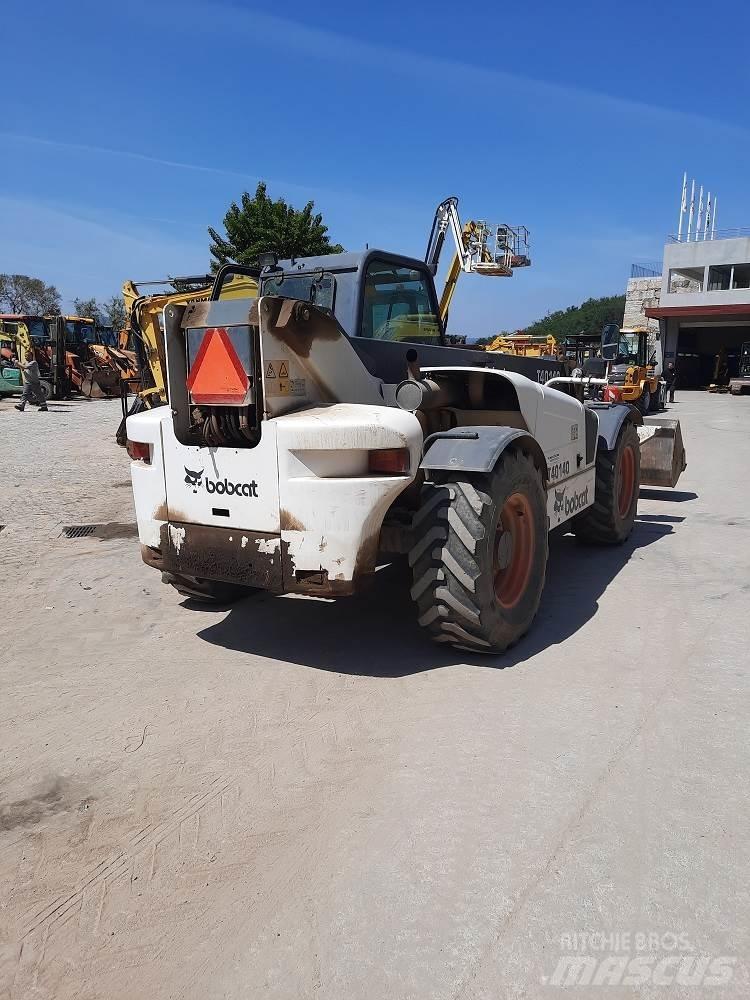 Bobcat T40-140 Šakiniai krautuvai su prailgintu keltuvu