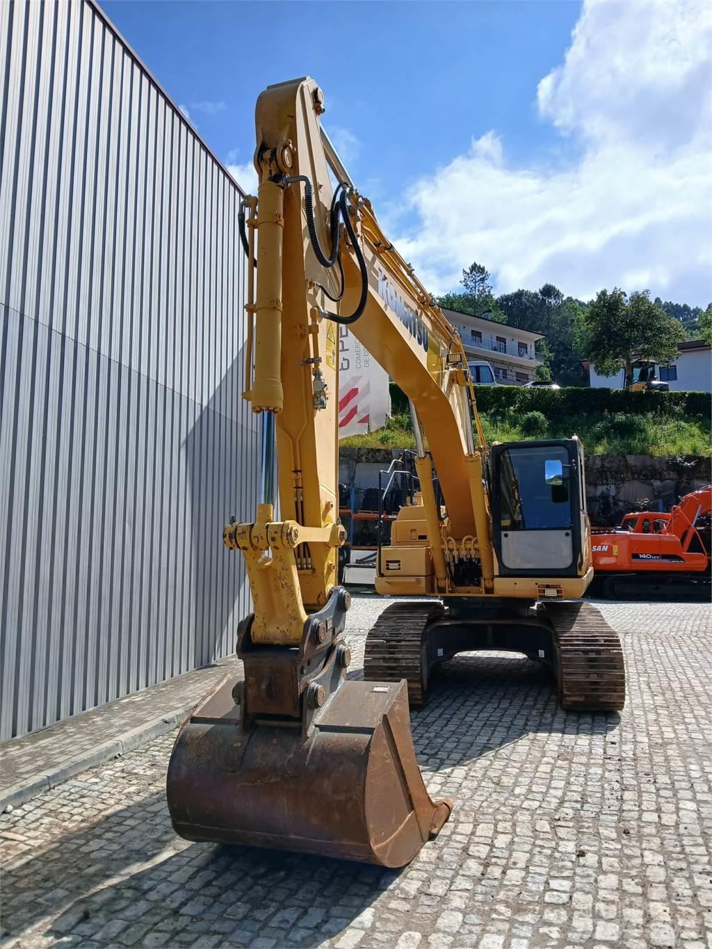 Komatsu PC210NLC-11 Vikšriniai ekskavatoriai