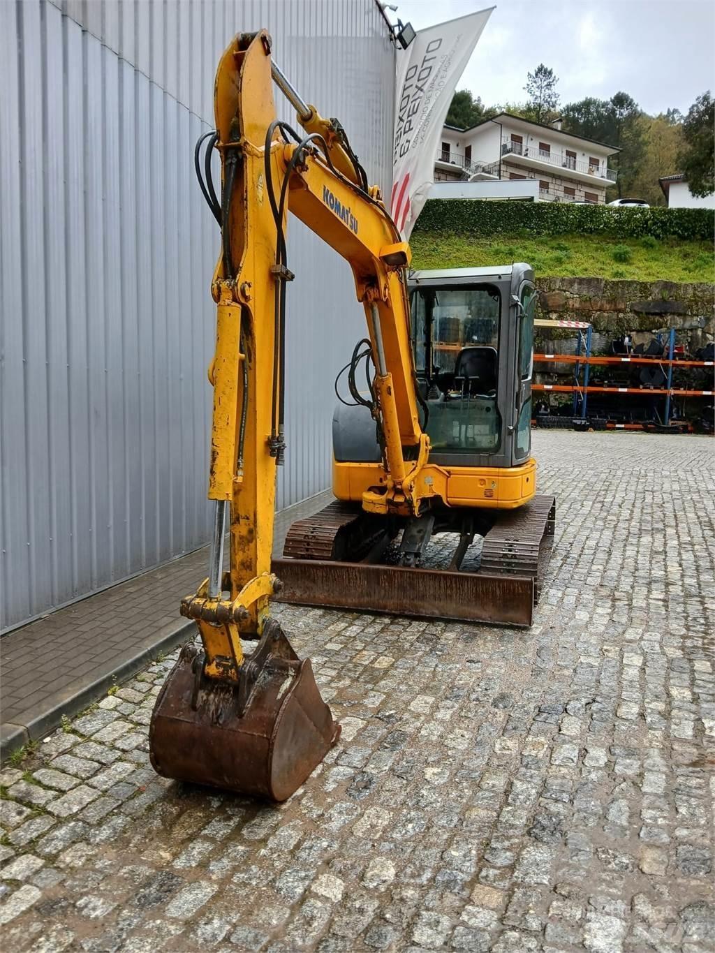 Komatsu PC50MR-2 Mini ekskavatoriai < 7 t