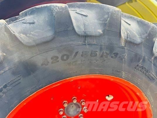 CLAAS CELTIS 446 RX Traktoriai