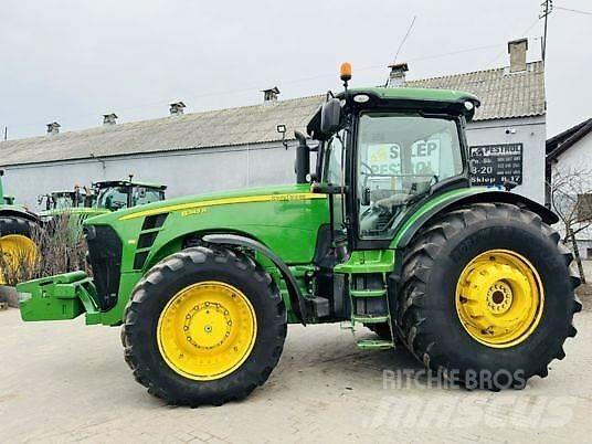 John Deere 8345R Traktoriai