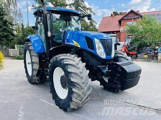 New Holland T7030 Traktoriai