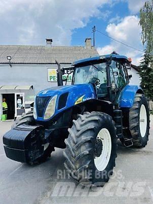 New Holland T7030 Traktoriai