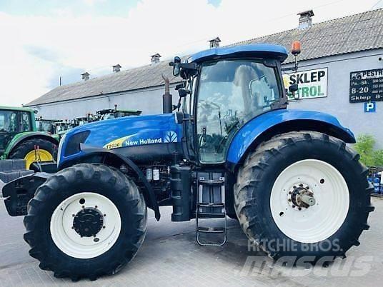 New Holland T7030 Traktoriai
