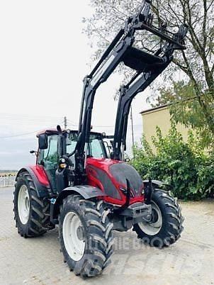 Valtra N104 Traktoriai