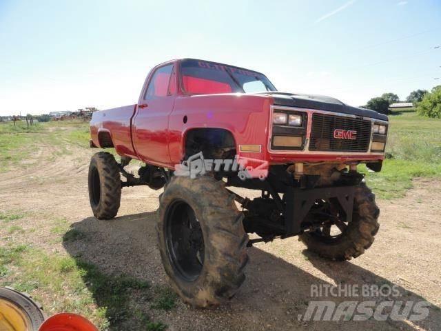 GMC K2500 Statyba - Kita