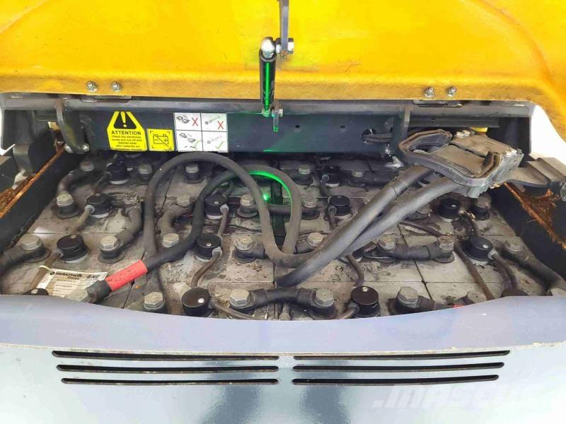 Aisle-Master 20WHE Siaurų praėjimų krautuvai