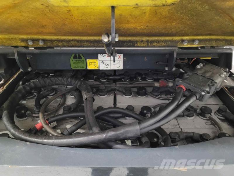 Aisle-Master 20WHE Siaurų praėjimų krautuvai