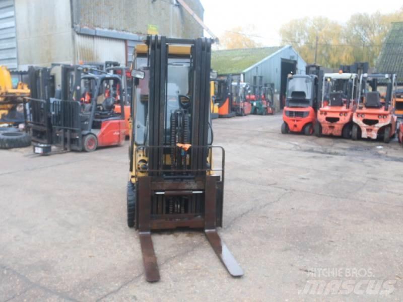 CAT GC30 LPG (dujiniai) krautuvai
