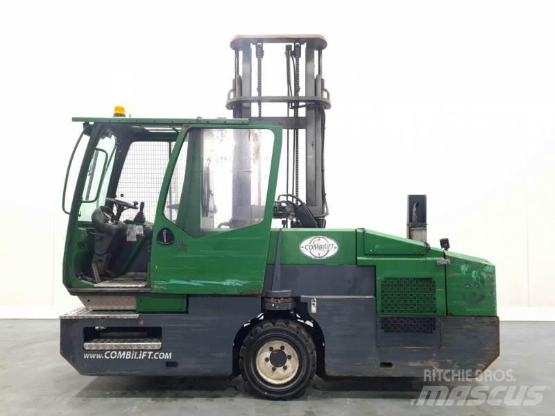 Combilift C5000SL Šakiniai krautuvai su privažiavimu iš visų keturių pusių