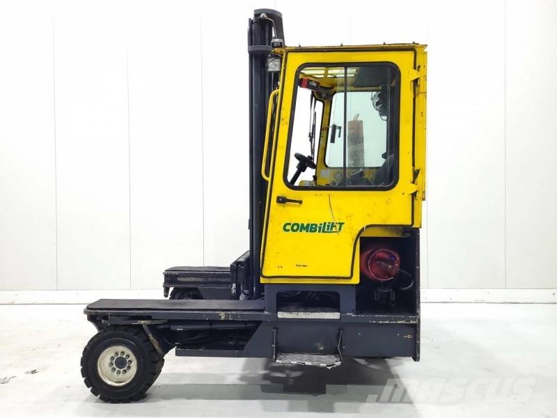 Combilift C5000XL Šakiniai krautuvai su privažiavimu iš visų keturių pusių