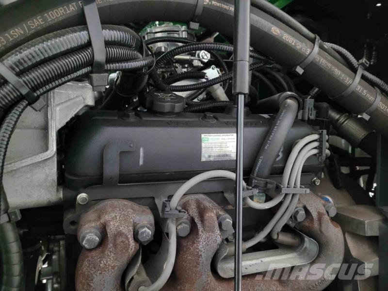 Combilift C8000 GAS Šakiniai krautuvai su privažiavimu iš visų keturių pusių