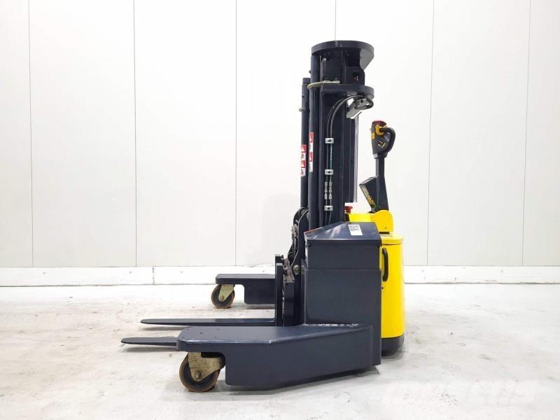 Combilift WR4 Konteinerių krautuvai