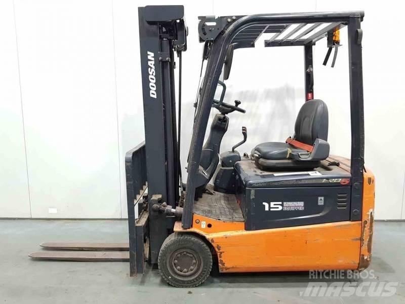 Doosan B15T Šakiniai krautuvai - Kita