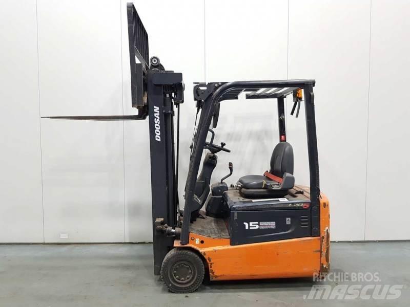 Doosan B15T Šakiniai krautuvai - Kita