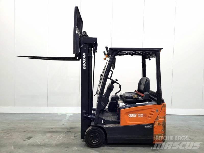 Doosan B15T-7 Šakiniai krautuvai - Kita