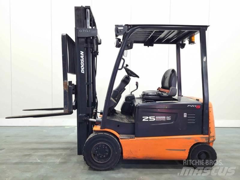 Doosan B25X-5 Elektriniai šakiniai krautuvai