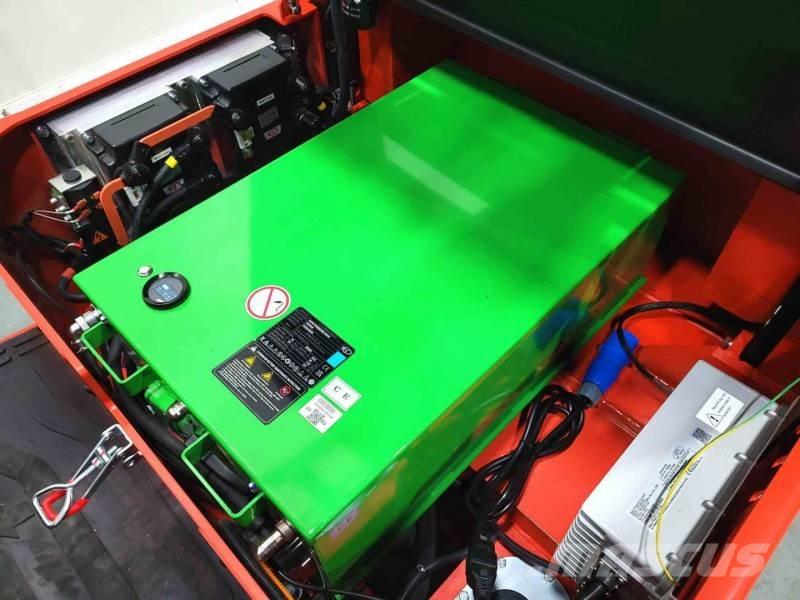 EP EFL201 150 NC Elektriniai šakiniai krautuvai