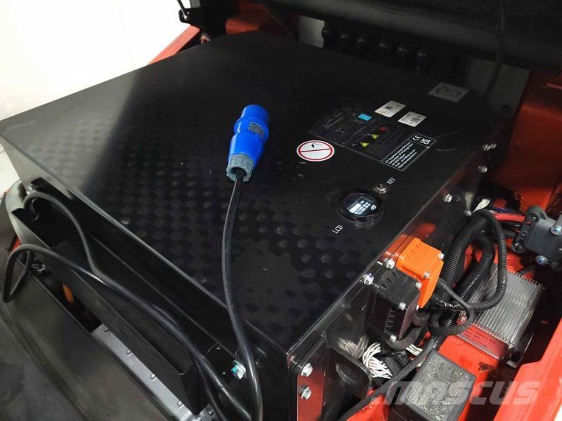 EP EFL203P FT 280 NC Elektriniai šakiniai krautuvai