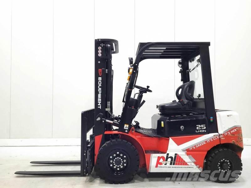 EP EFL252 410 HC Elektriniai šakiniai krautuvai