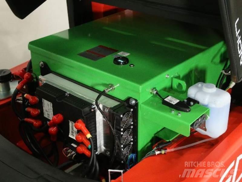 EP EFL302 HC 410 RENTAL Elektriniai šakiniai krautuvai