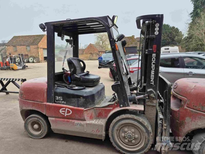 EP EFL352 410 HC Elektriniai šakiniai krautuvai
