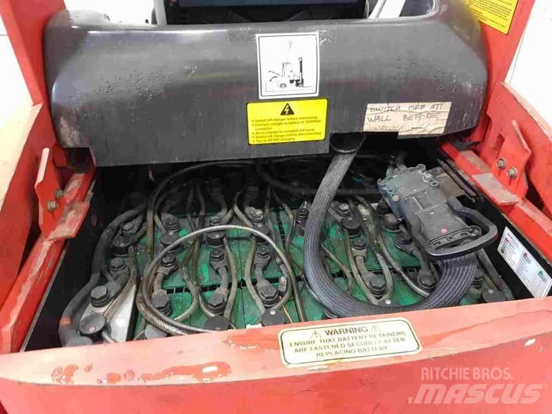 Flexi EURO AC Siaurų praėjimų krautuvai